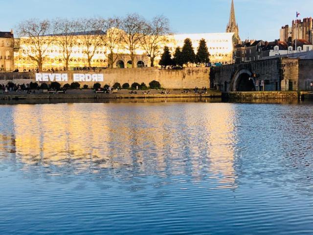 Hotel Bateau Centre Ville Nantes Exterior foto